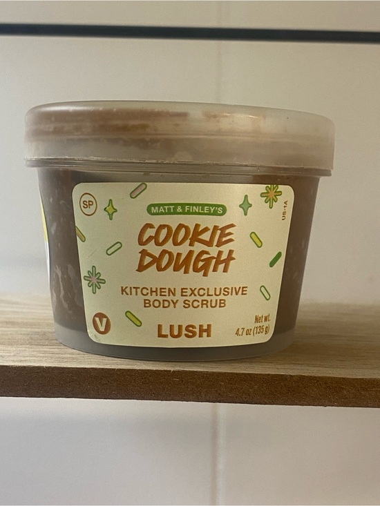 Lush Other - New Lush Cookie Dough Kitchen Exclusive Body Scrub